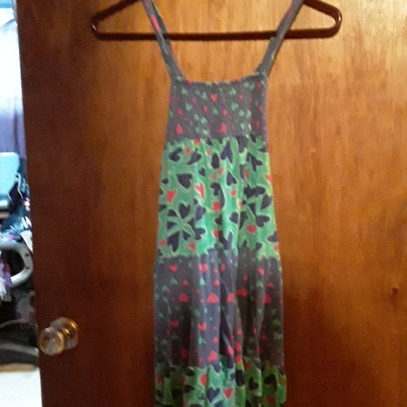 Dresses - Picture 7 of 8